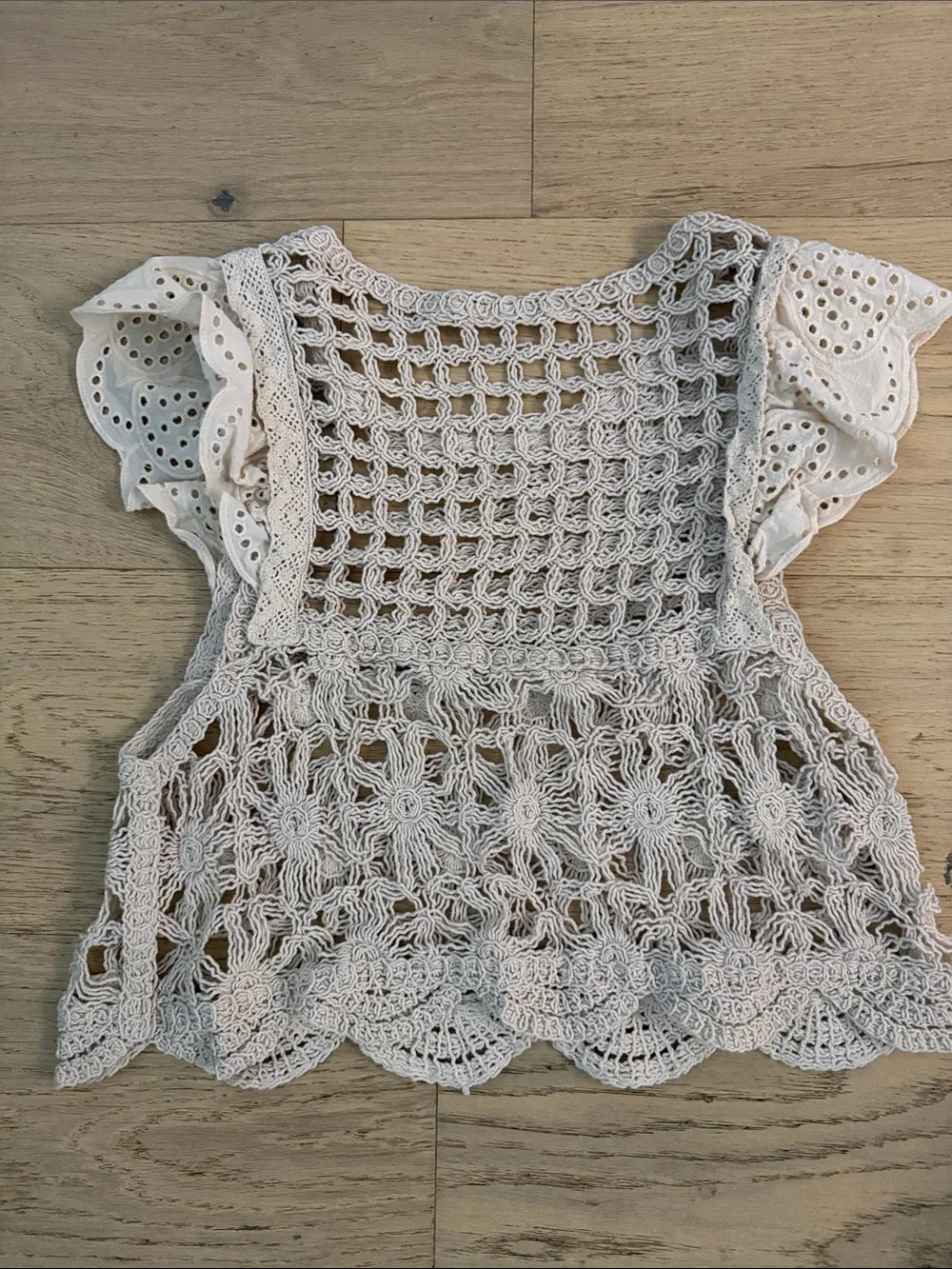 Zara Cream Crochet Crop Top with Eyelet Flutter Sleeves